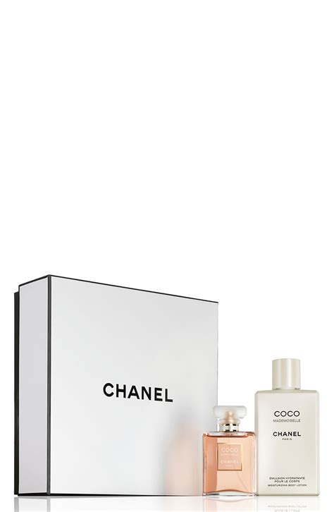 Chanel mademoiselle gift set